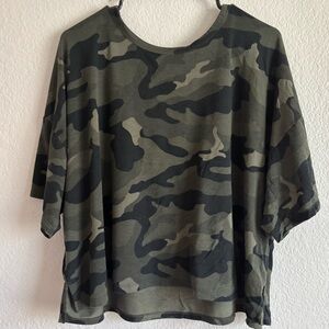 Old Navy Active Camo Tee in Green and Black